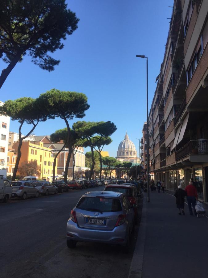 Alloggio Turistico Roberta San Pietro Rome Luaran gambar